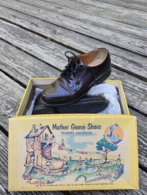 Vintage 1954 Mother Goose Shoes with Original Box